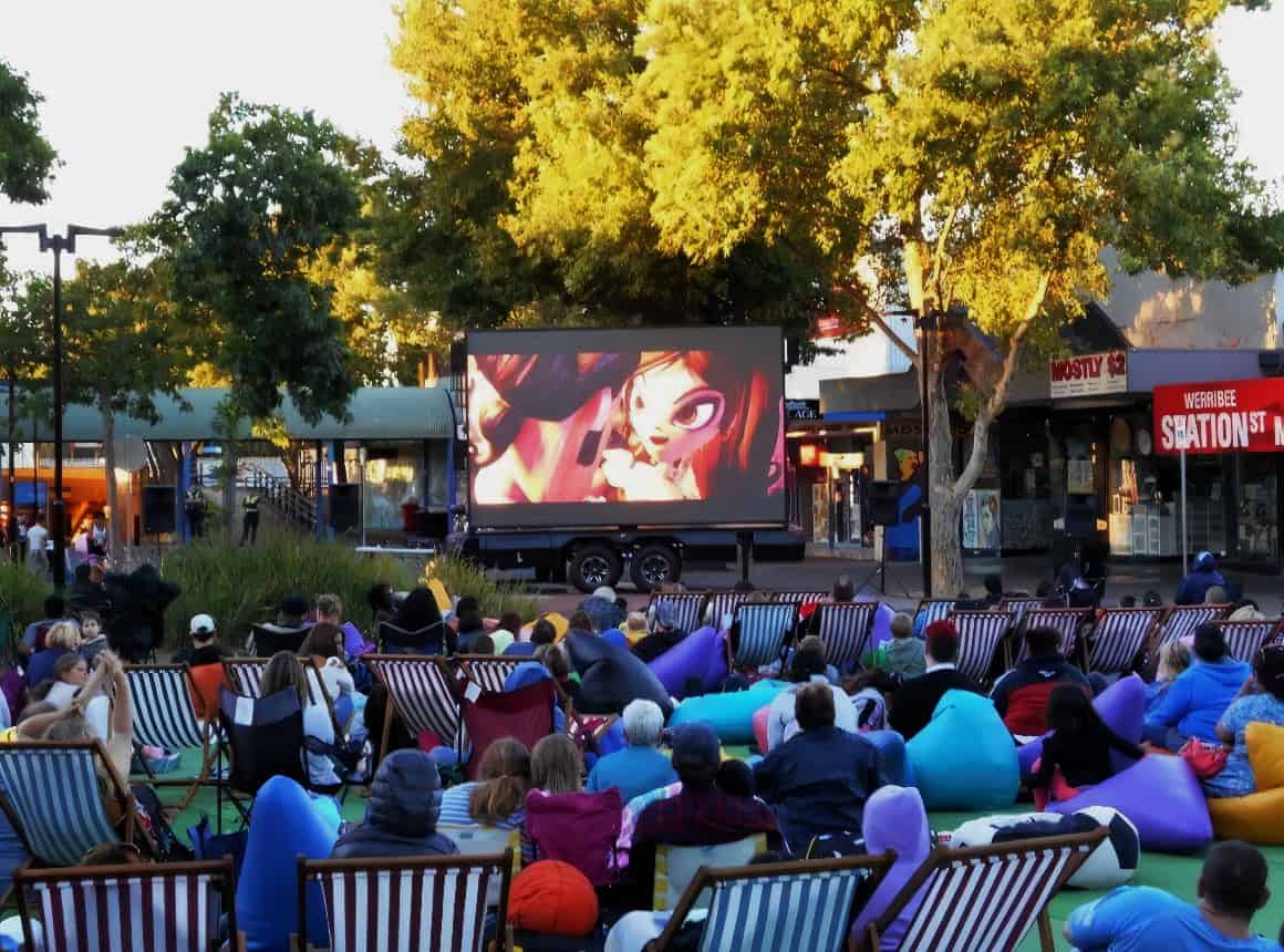 MB-15 LED screen trailer in outdoor movie events