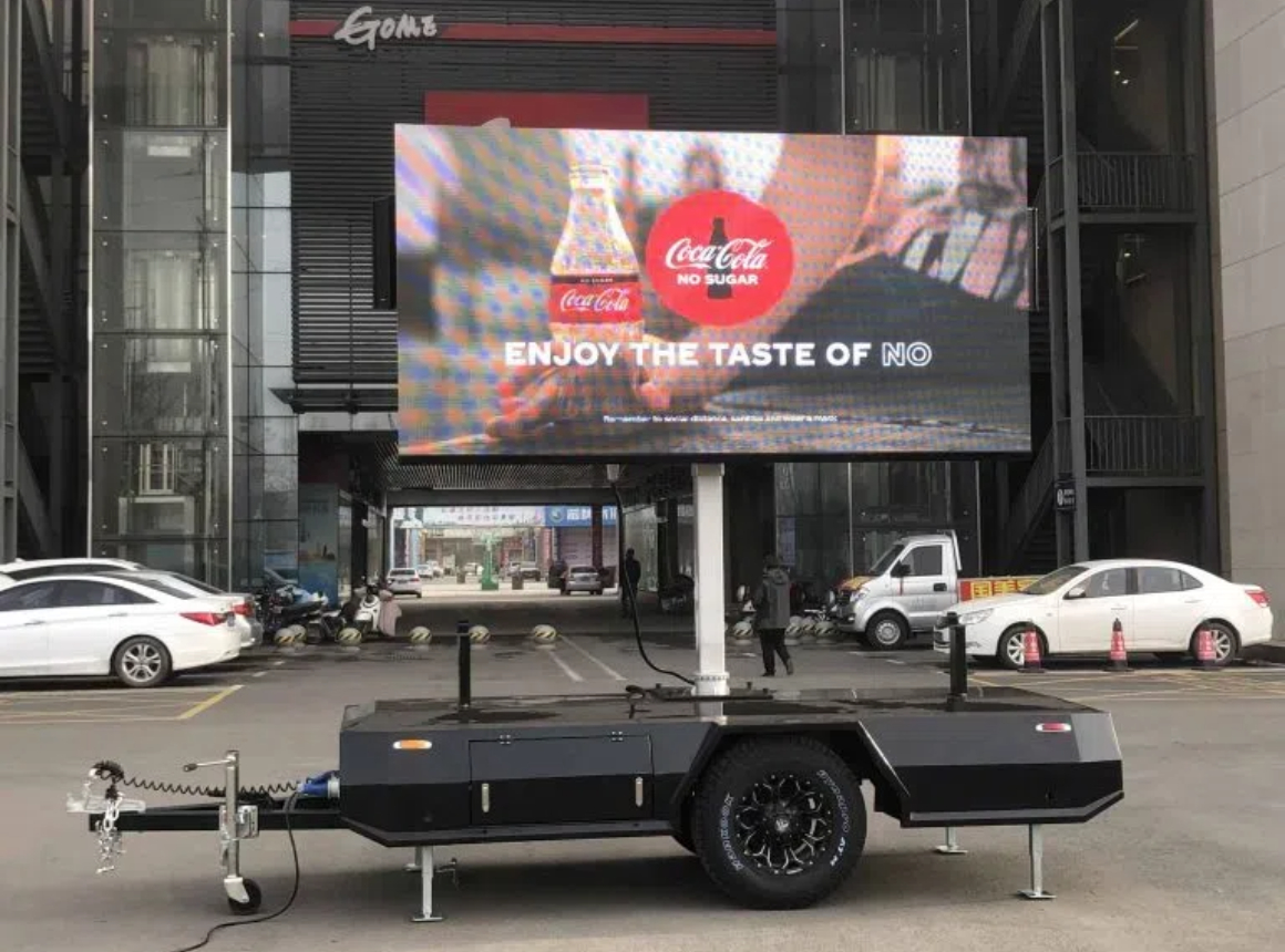 MB-5 MOBO LED screen trailer