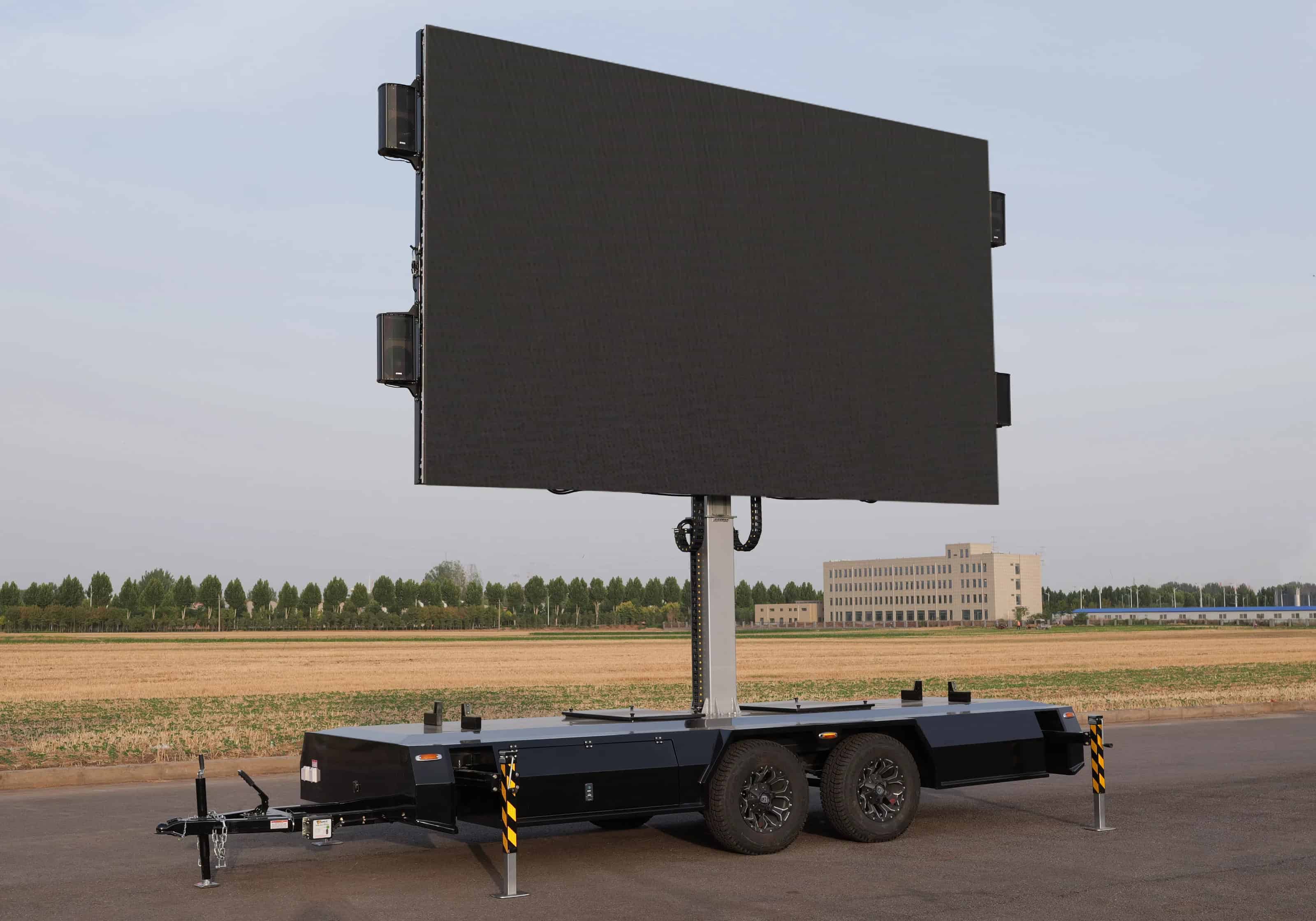 MB-15 LED Trailer