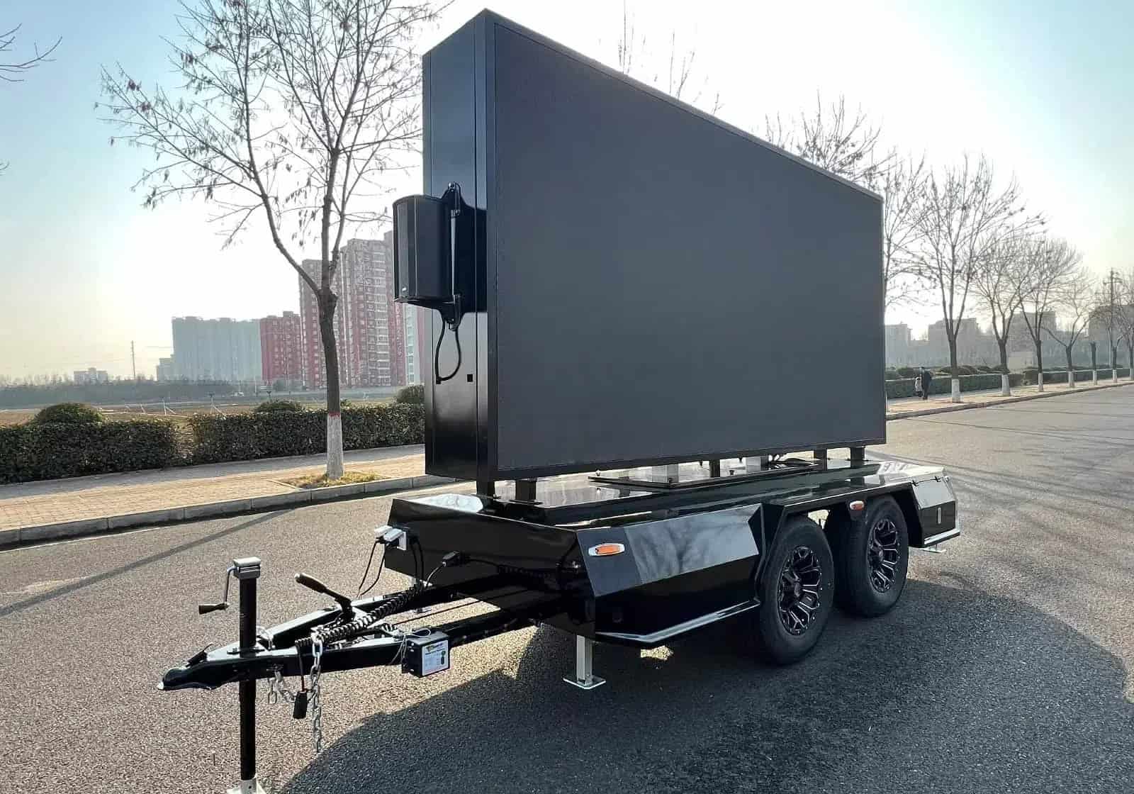 MB-7D LED Trailer