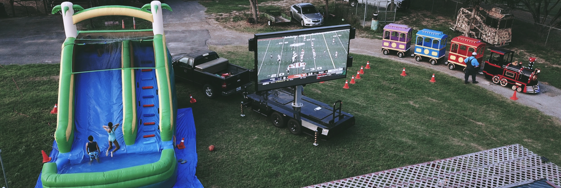 MB-10 LED Trailer