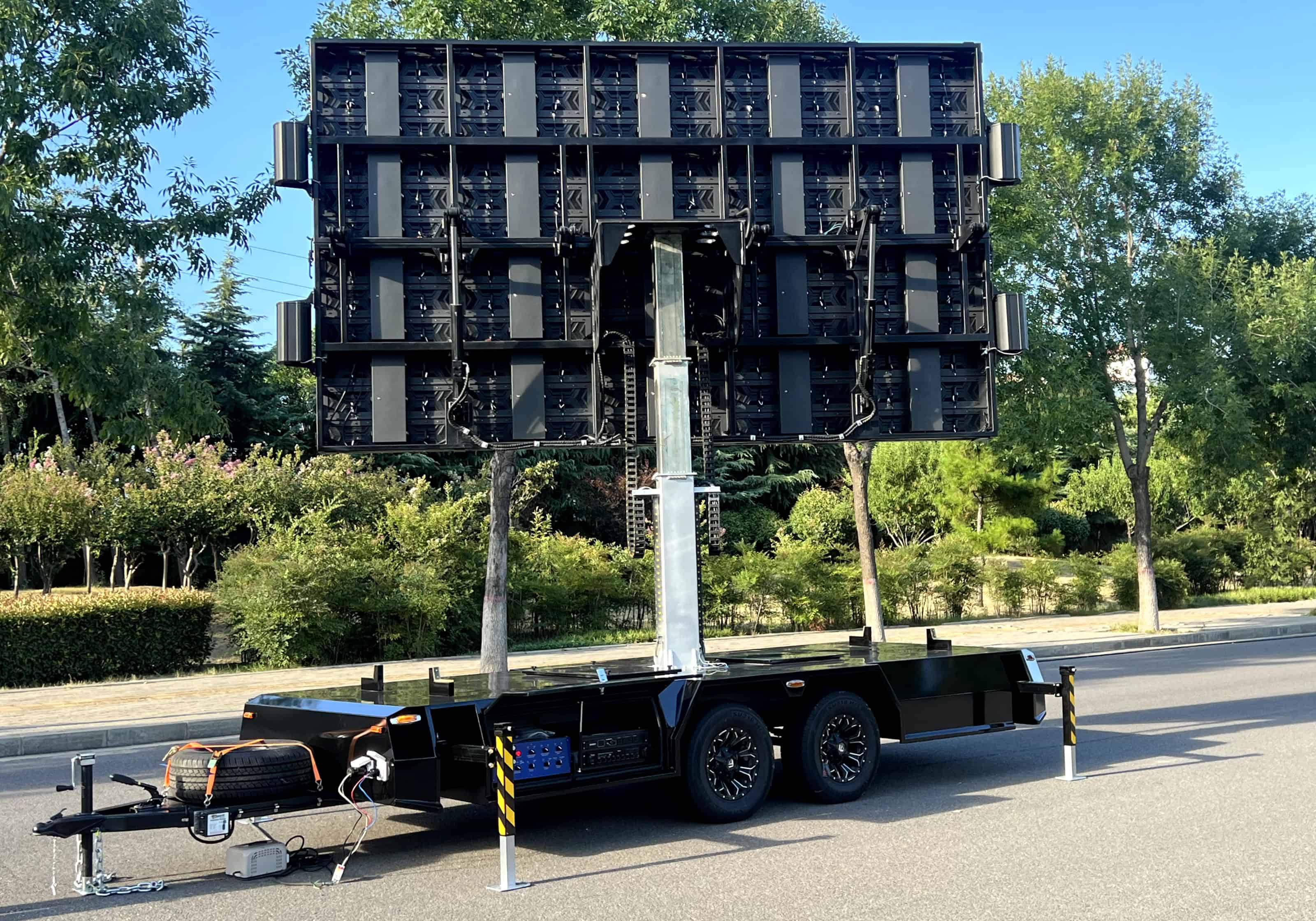 MB-15 LED Trailer