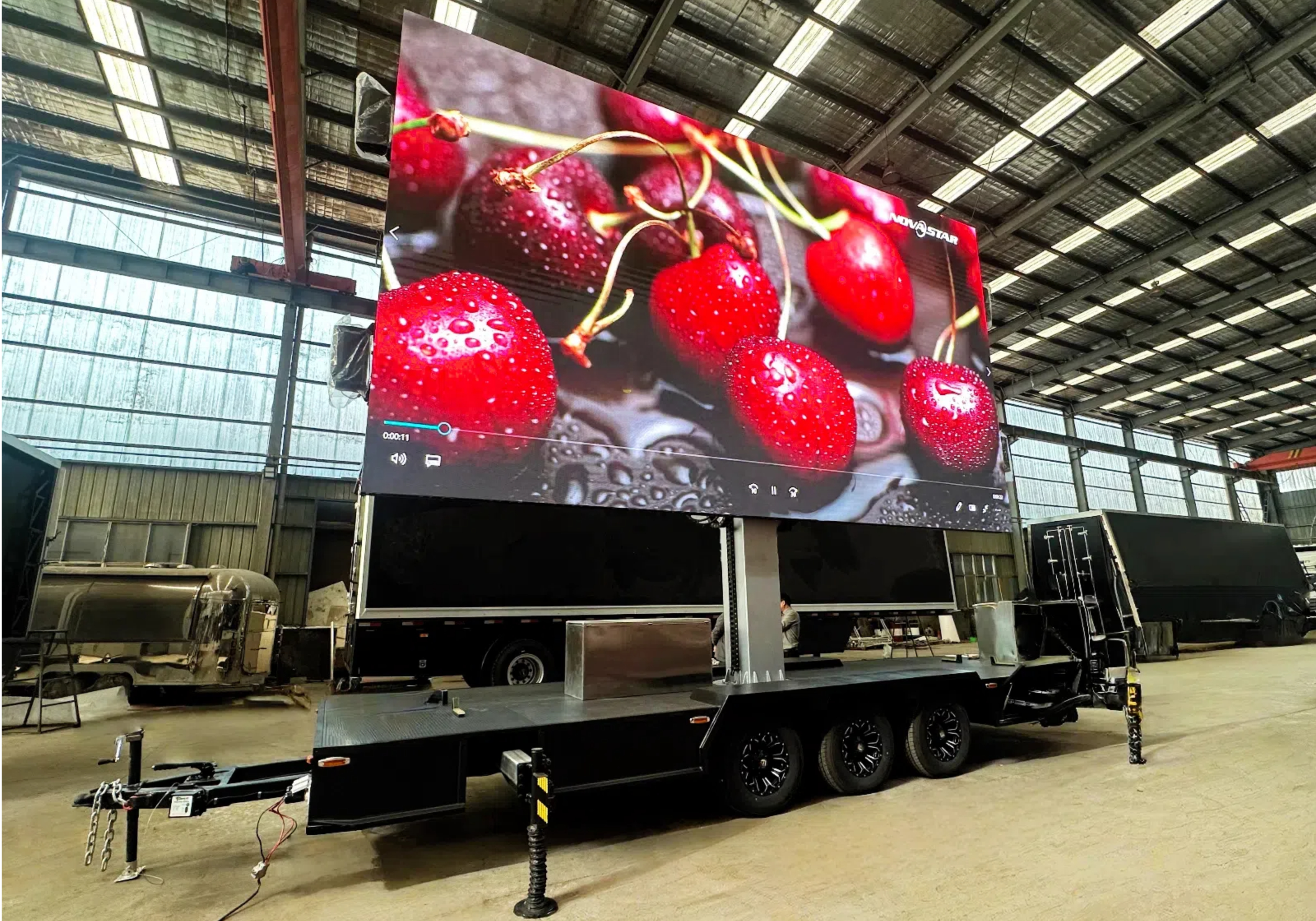 MB-28 LED Trailer